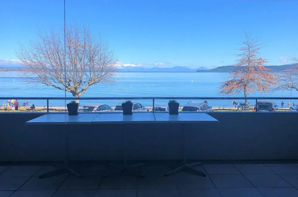 Ultimate Luxury on Lake Terrace