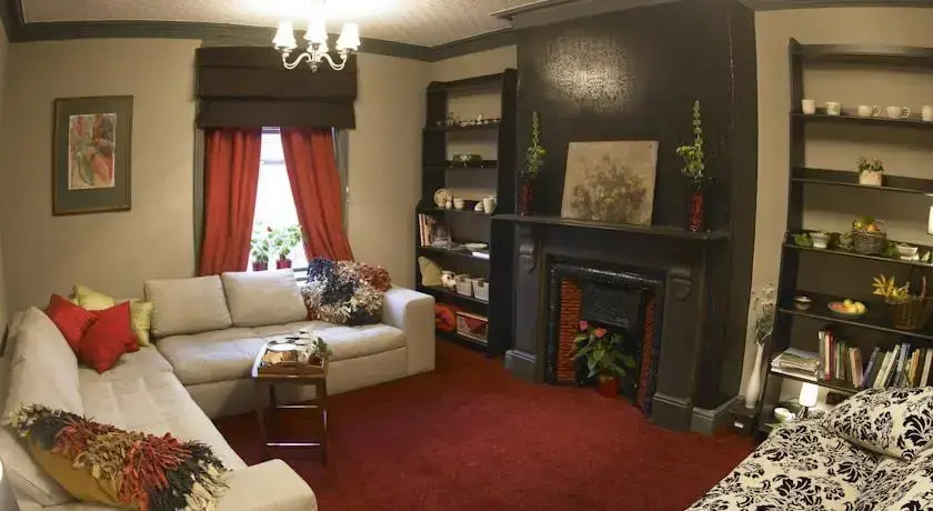 Halcyon Apartment