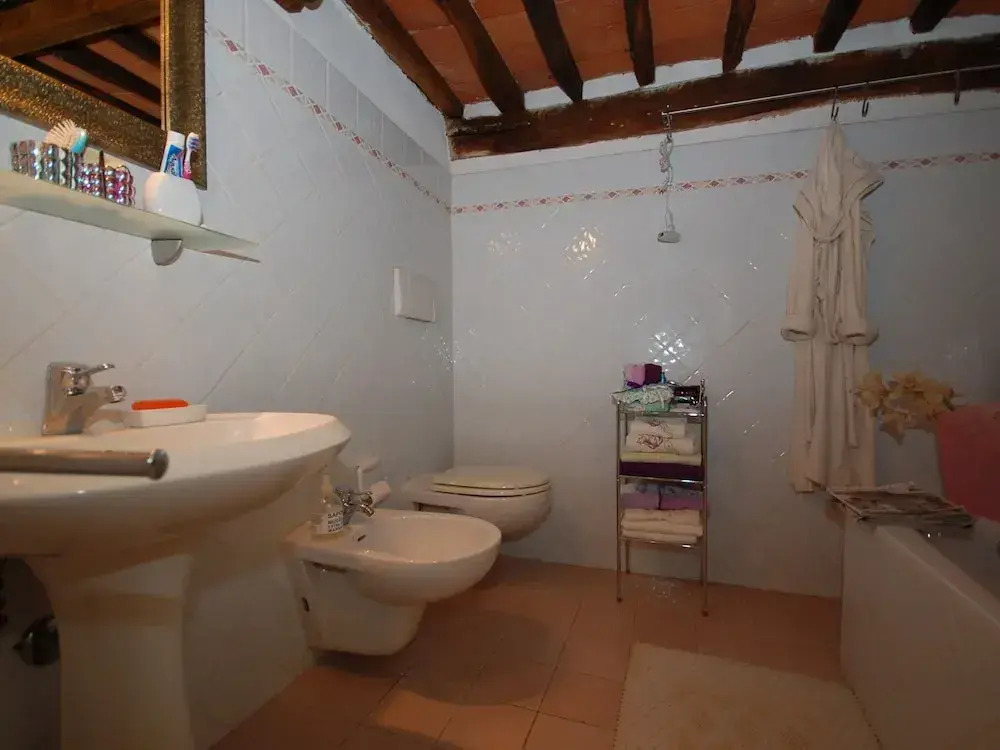 Apartment in Lucca Near Historic City Walls