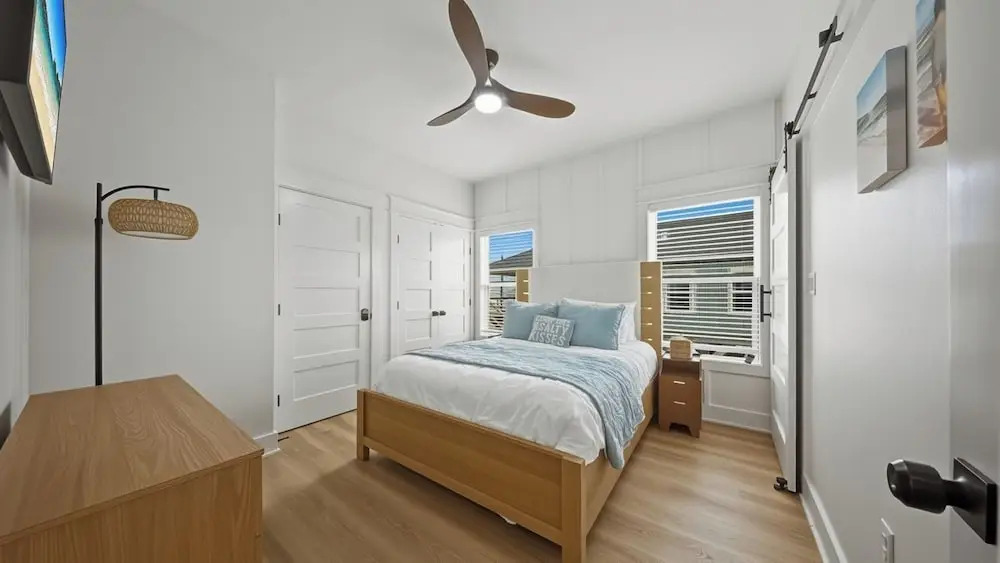 Yahwaves by Avantstay Private Pool + Putting Green + Firepit + Minutes to Mustang Island Beach