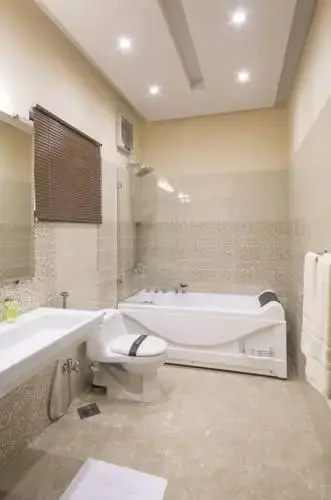 Royaute Luxury Suites and Hotel Gulberg Lahore