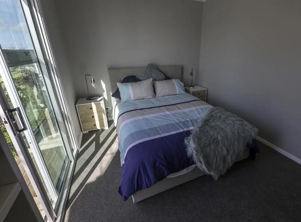 Seaview 1BR Apartment with Amazing Deck