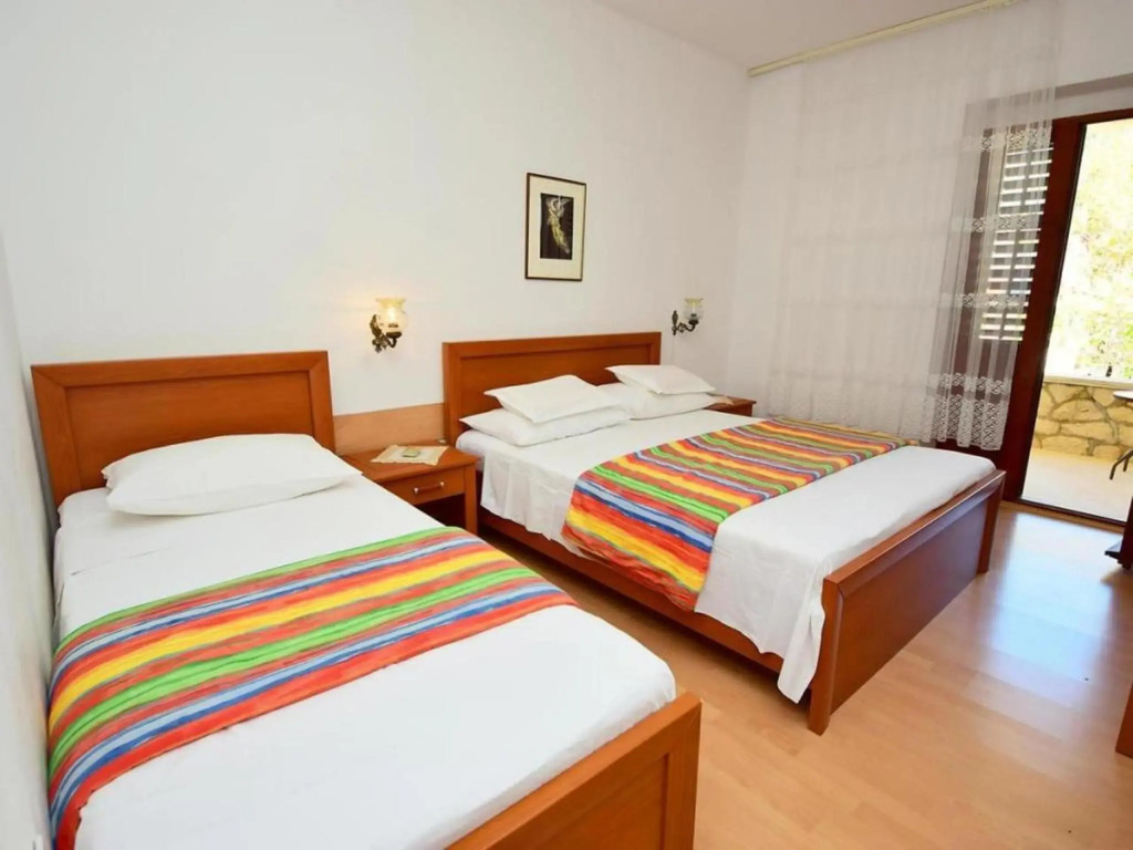 Holiday Apartement Marija Supetar with private pool