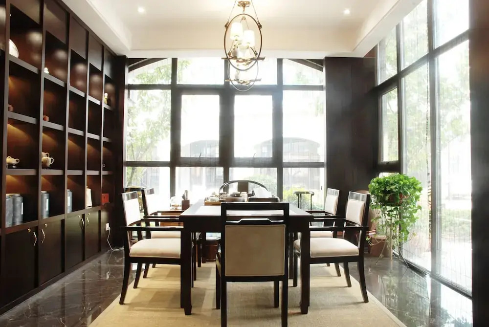 JiangNan Boutique Hotel
