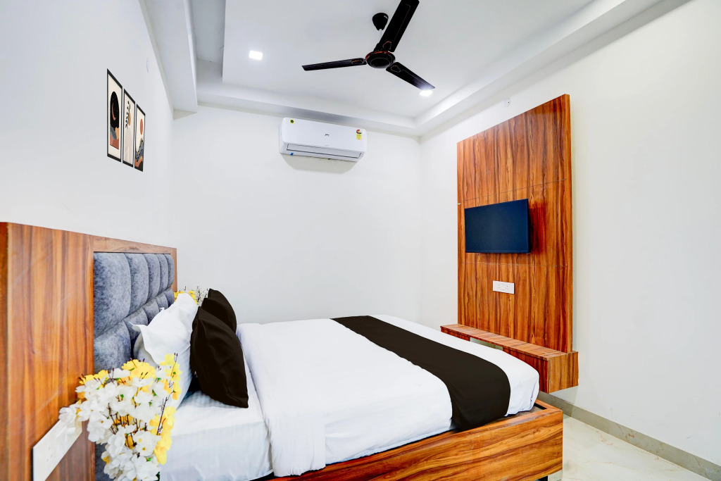 Super Townhouse Sector 93 Noida Expressway