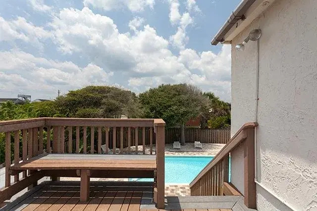 Bohemian Beach 3 Br home by RedAwning
