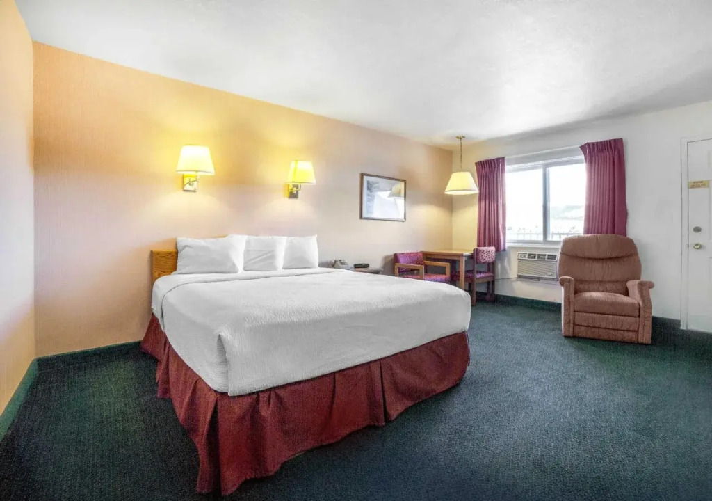 Rodeway Inn Whitehall