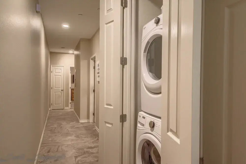 Lazy Daze RG210 - 3 Br Condo