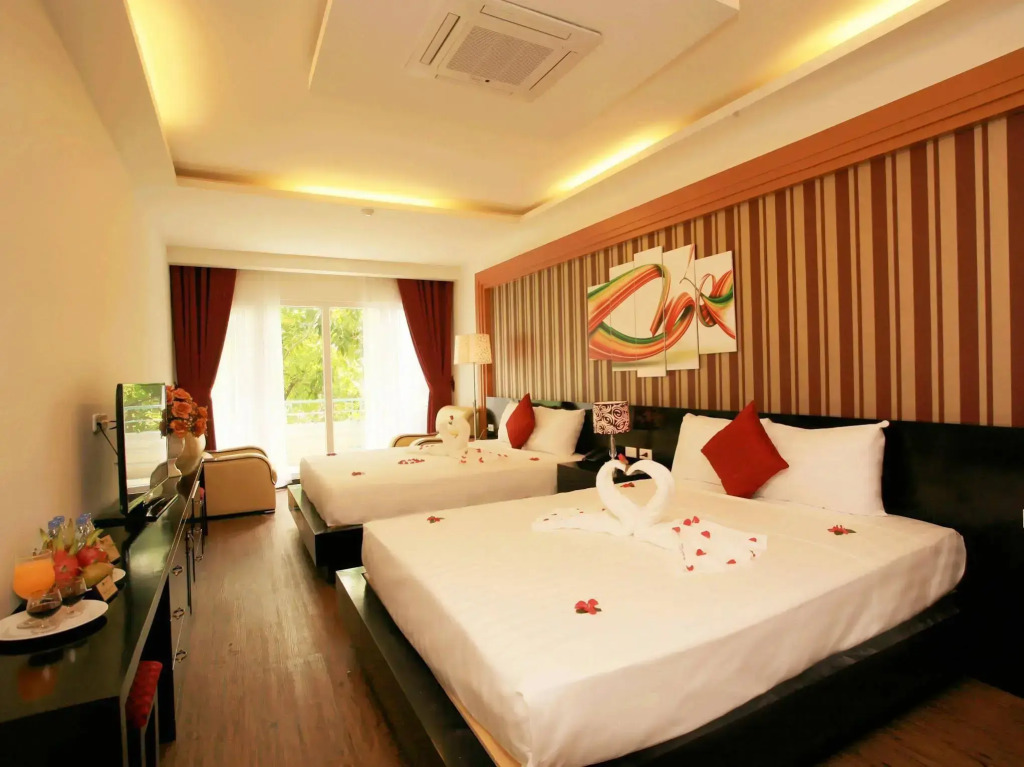Eclipse Legend Hotel