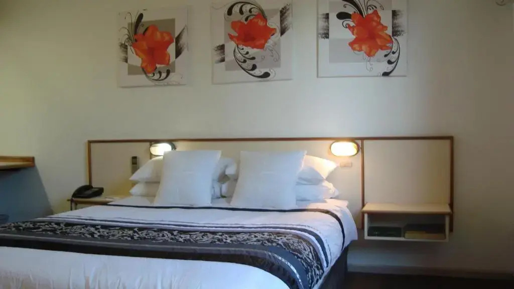 Wild Scotsman Motor Inn Gin Gin QLD