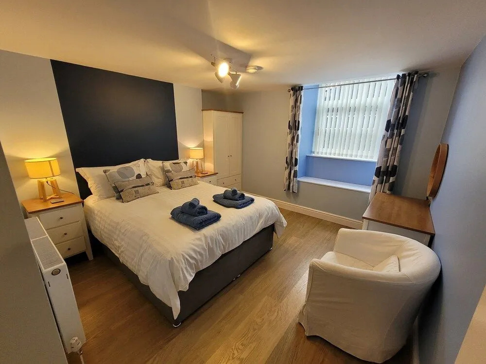 Llys Aeron Guest House