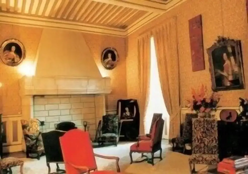 Château De Vollore