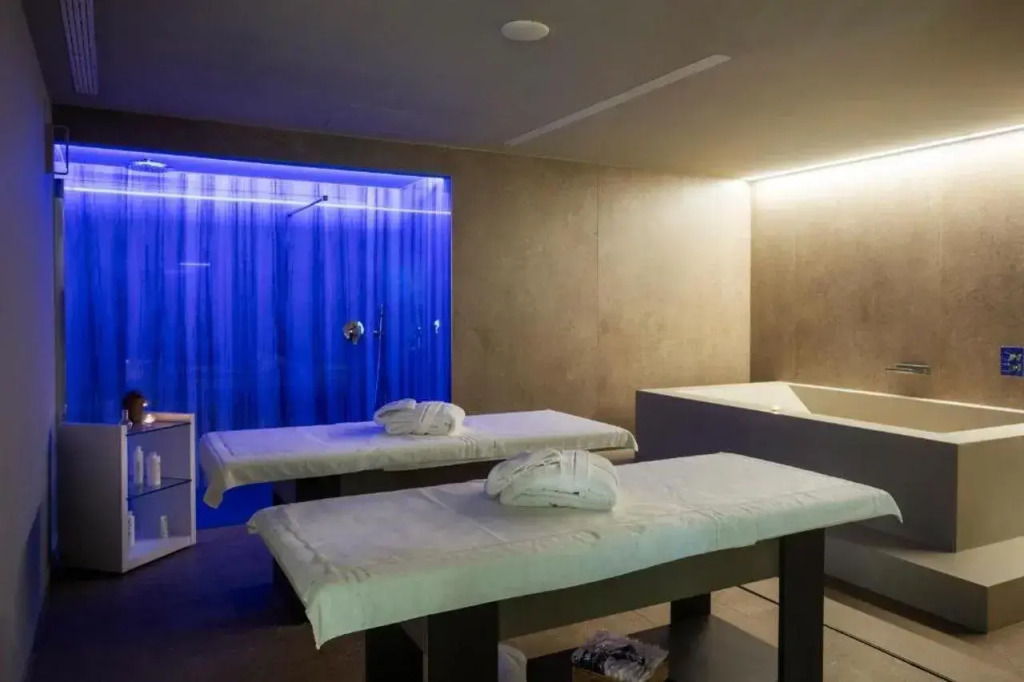 Mangias Torre Del Barone Resort & SPA