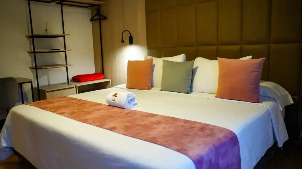 HOTEL SANTORI