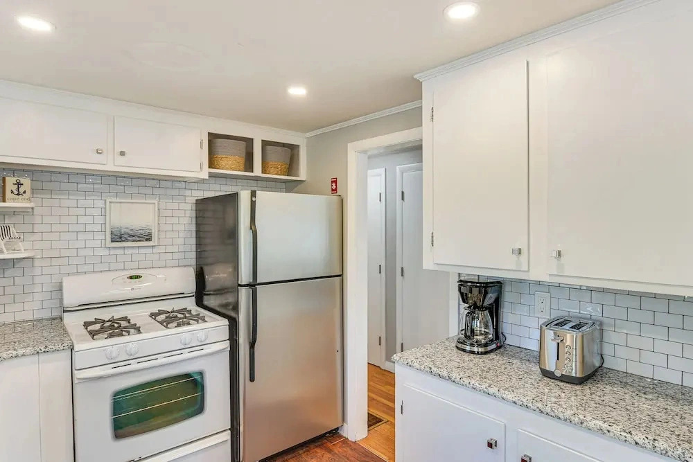 < 1 Mi to Craigville Beach: Home w/ Patio & BBQ