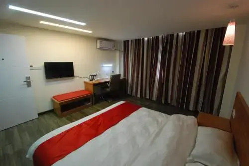 Thank Inn Plus Hotel Suzhou XInghua Bridge Guju