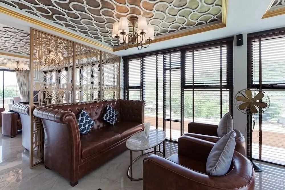 Ideal 1 Bed Apartment at Surin Beach