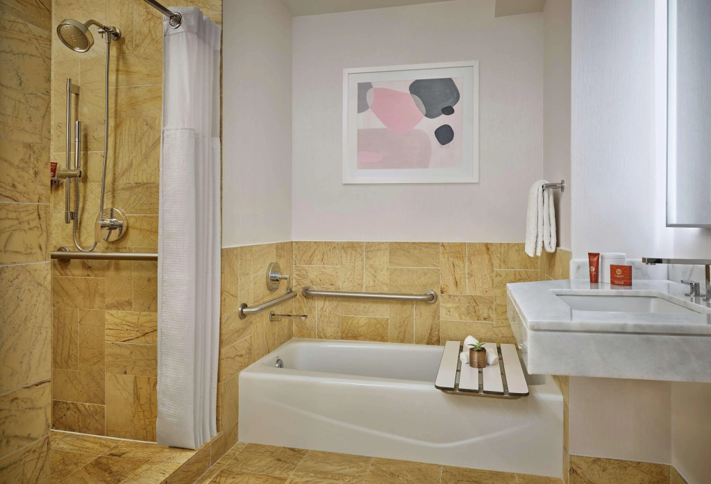 Отель Brickell Arch, a Luxury Collection Hotel, Miami