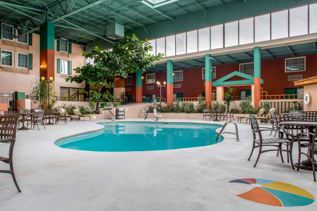 Quality Hotel Conference Center Cincinnati Blue Ash