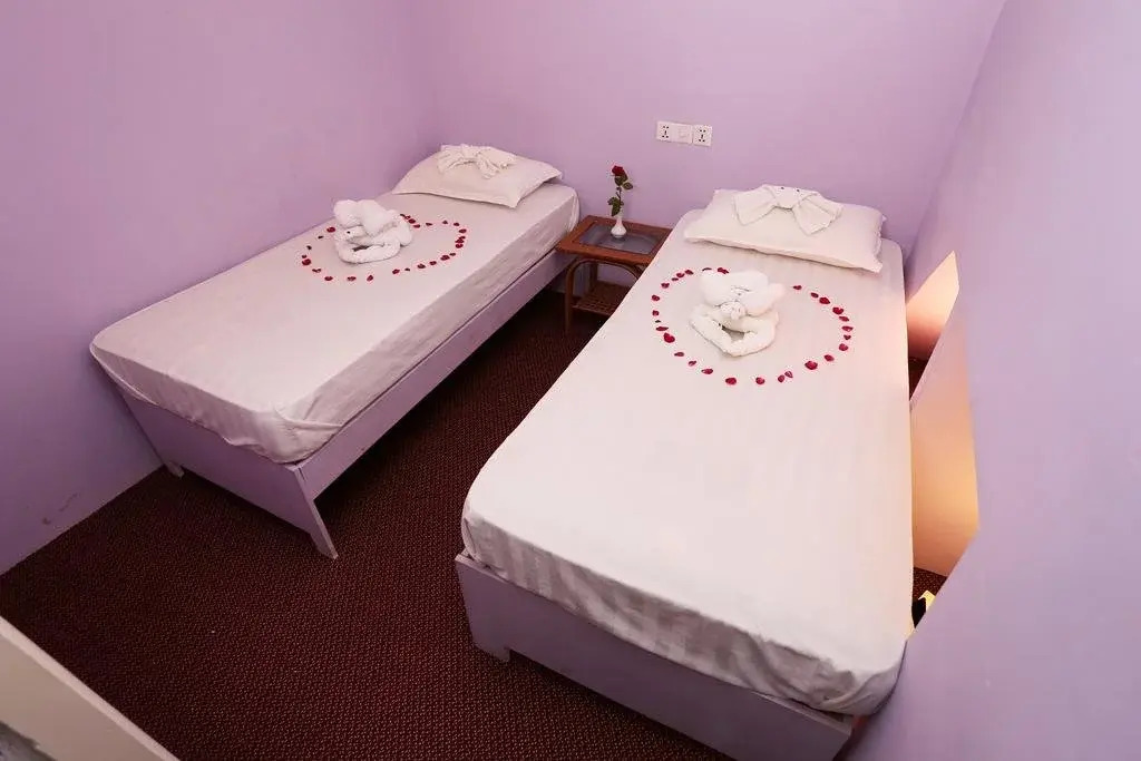 New 1415 China Town Guest House