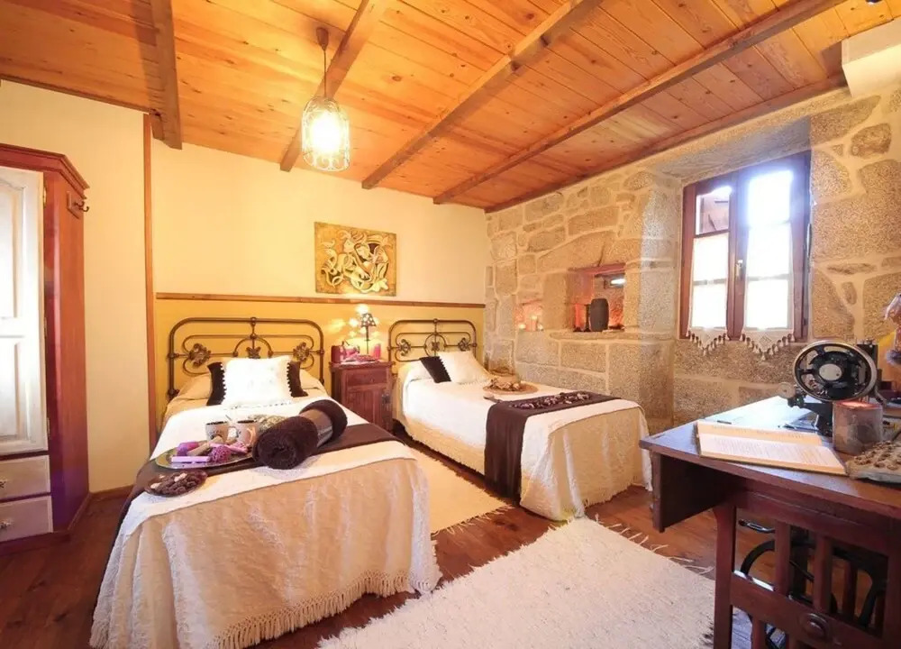 Casa en A Lama Pontevedra 101416 2 Bedroom Apartment By Mo Rentals