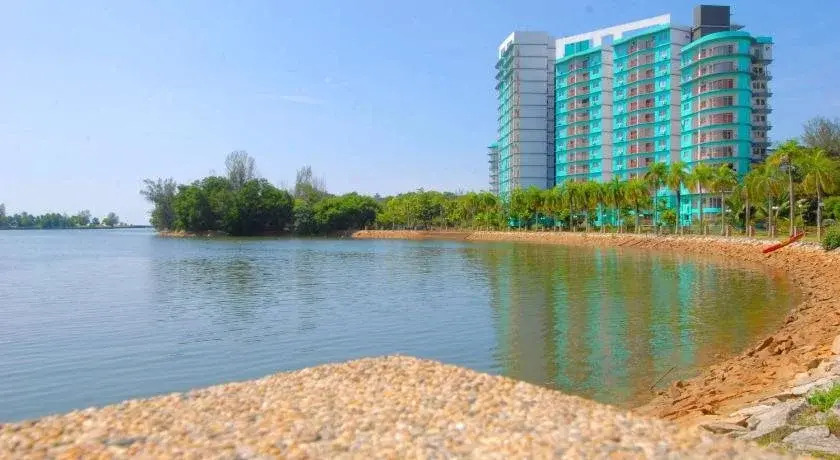 BayView Villa Condominium Apartment A