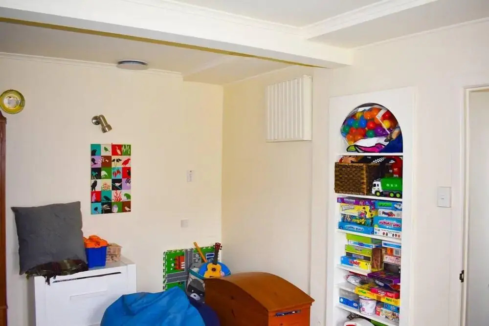 Welcoming 4 Bedroom Family Home in Meadowbank