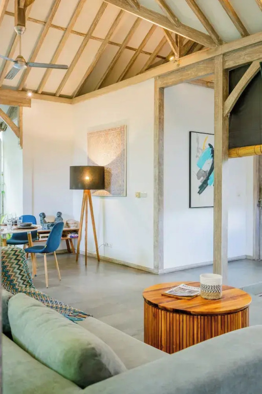Mundaka Villa by Betterplace