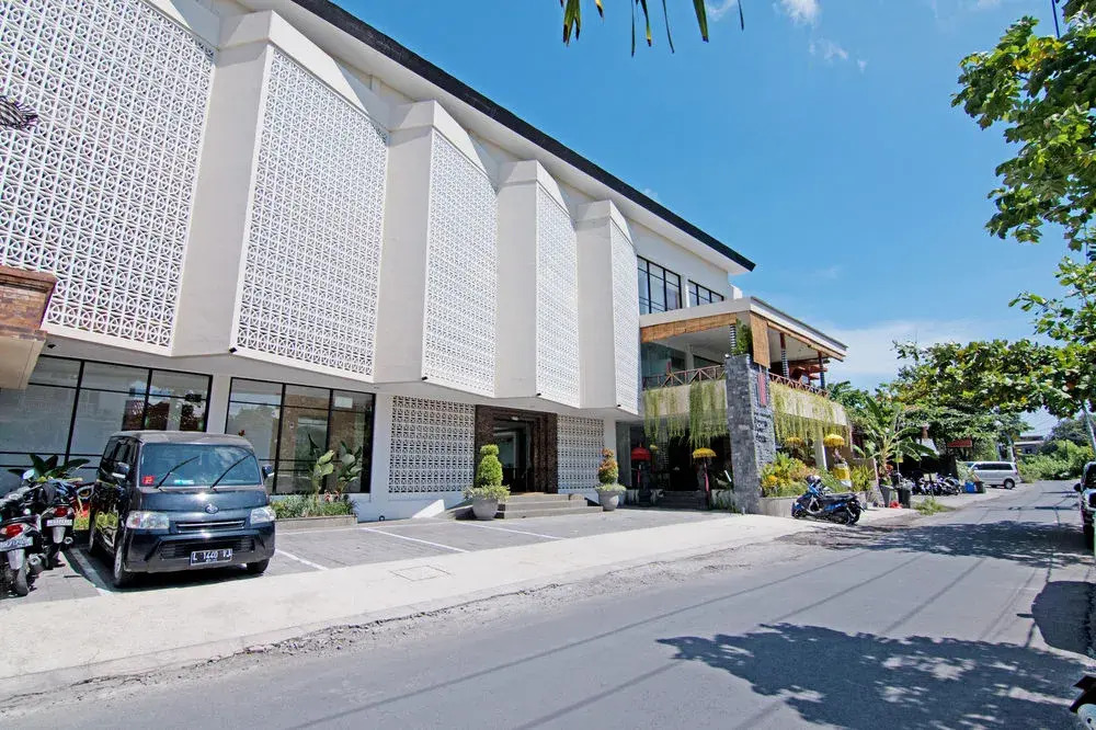 Zen Premium Dewi Saraswati Seminyak