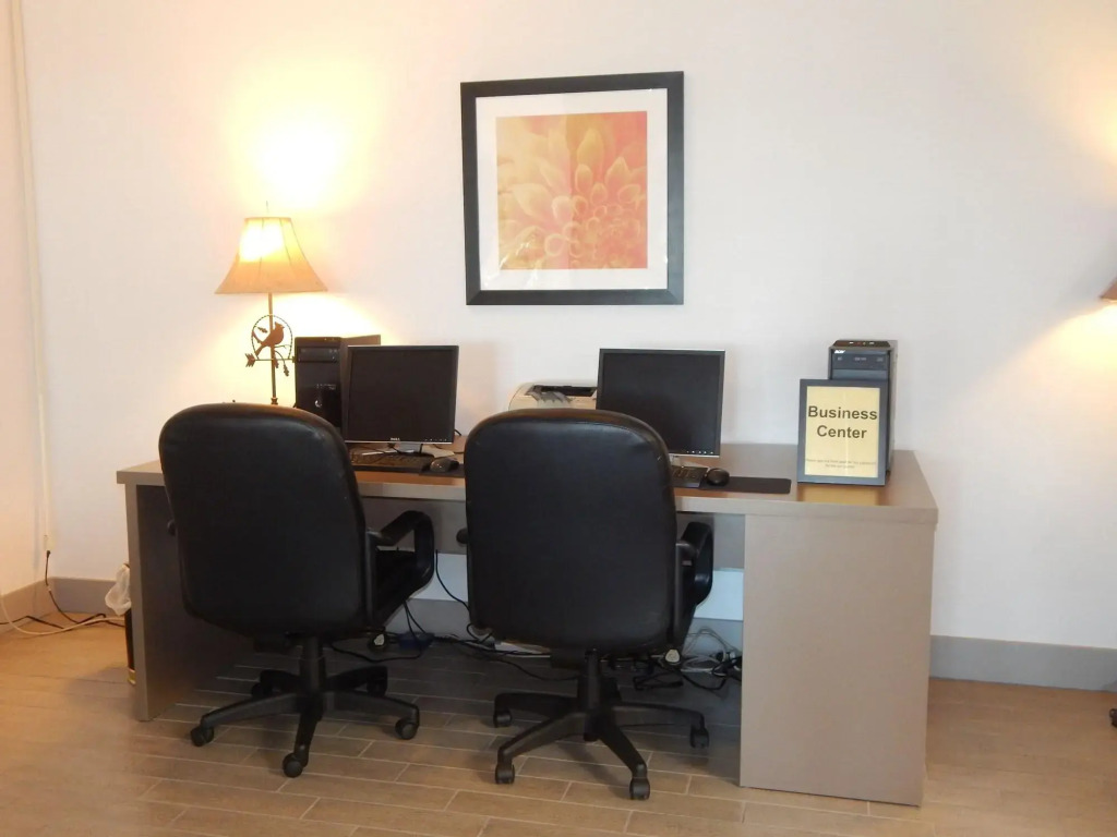 Ramada by Wyndham Clarion