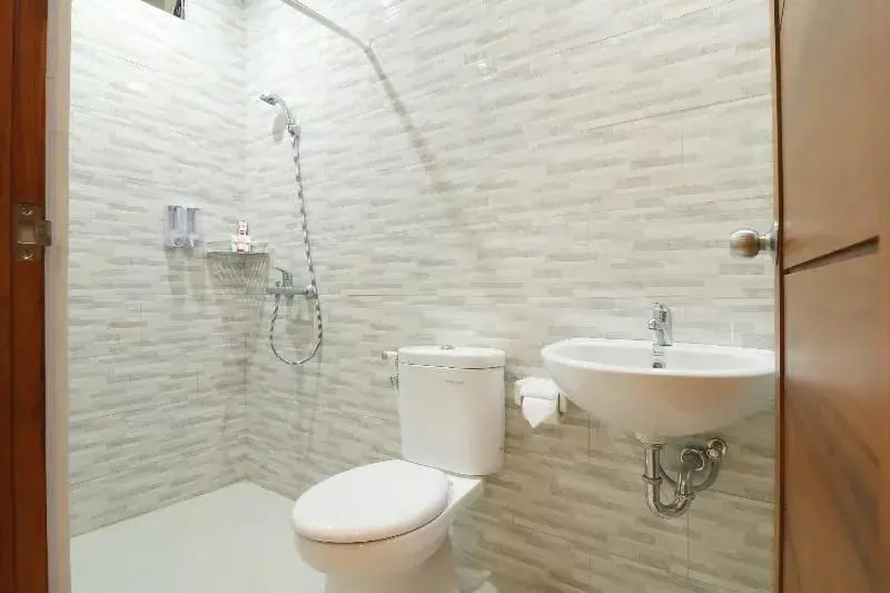 OYO 1200 Kencana Residence