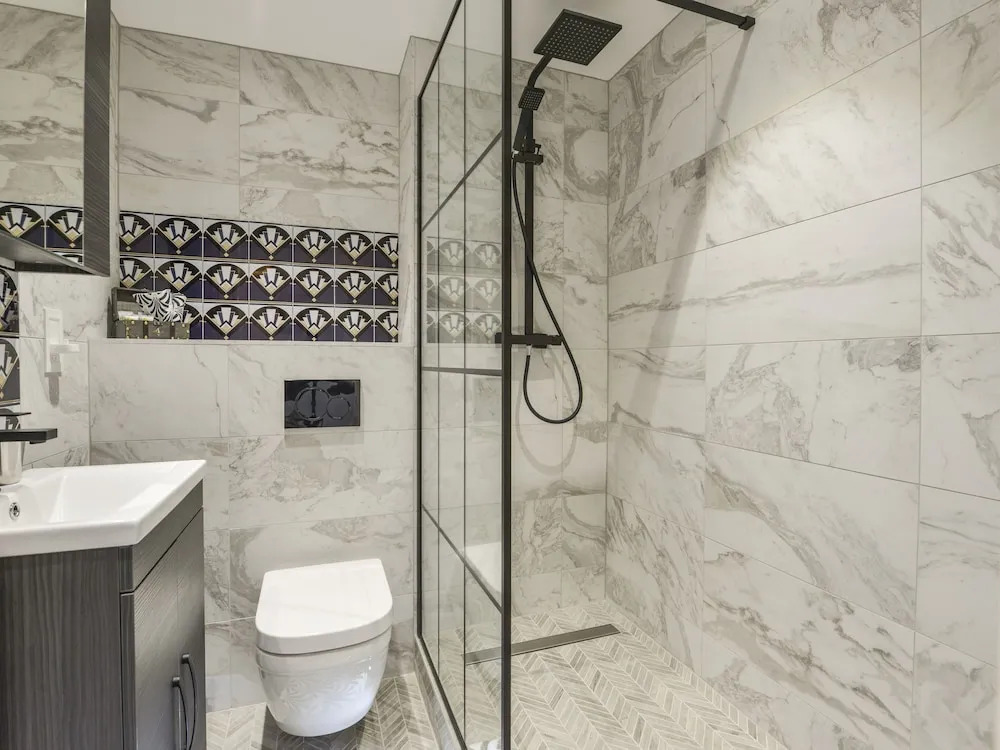 24 Burgh Island Causeway