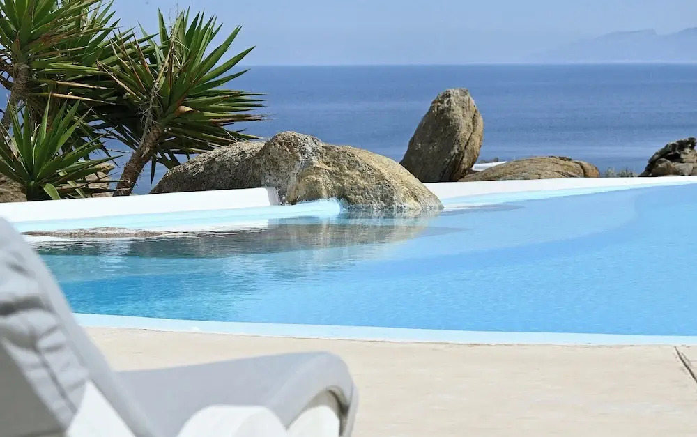 Paraga Scorpios Villa 2 7mins Walk to Beach by Calypso Sunset Villas