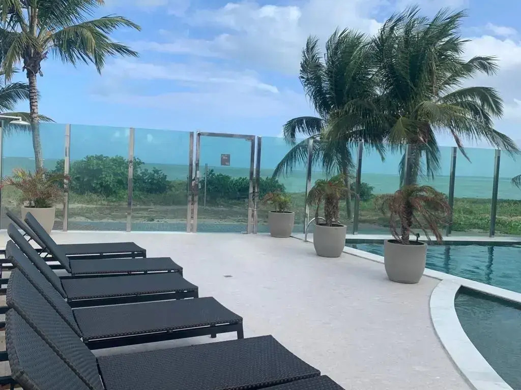 Pé Na Areia Em Ponta De Campina, Paraíba