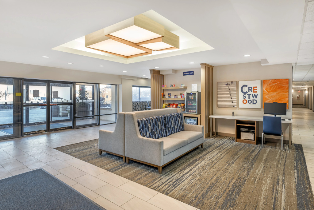 Holiday Inn Express Crestwood by IHG