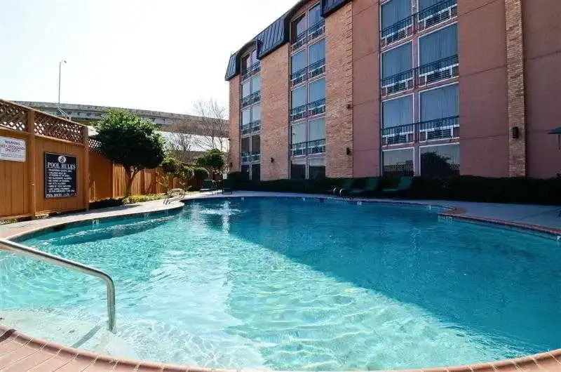 Best Western Chateau Suite Hotel