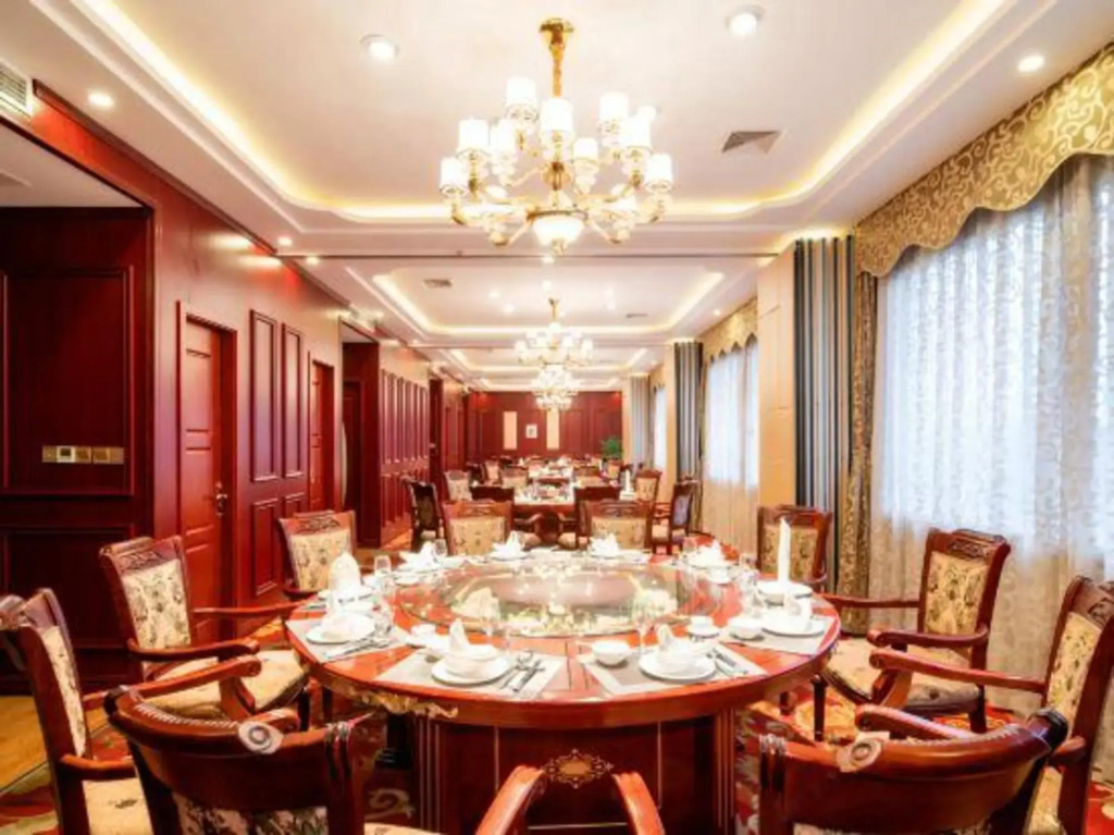 Fanzhou Garden Hotel