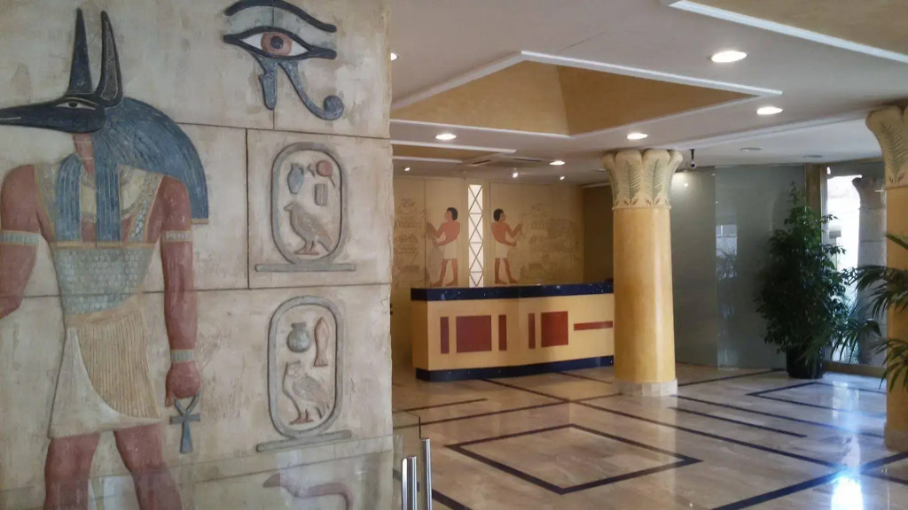 Отель Cleopatra Spa