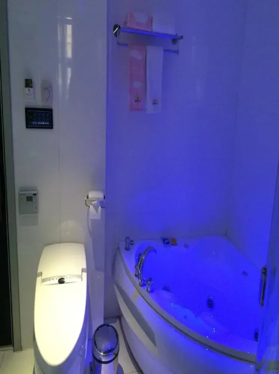 Nanjing Easy Wave House Hotel - Jiangning Crystal