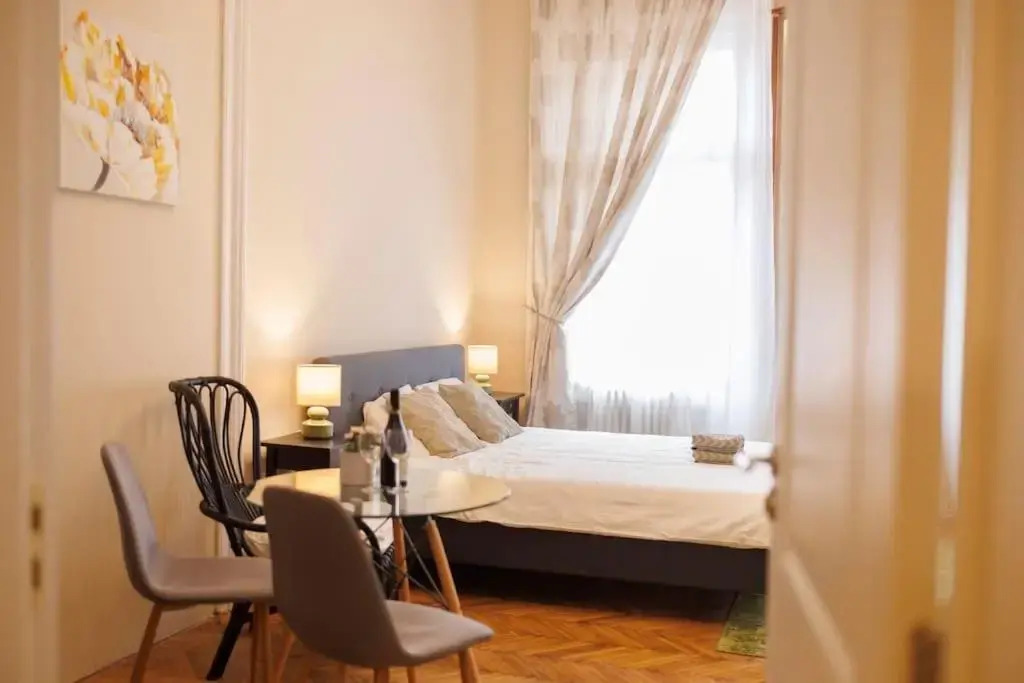 Bright Studio in Old Town