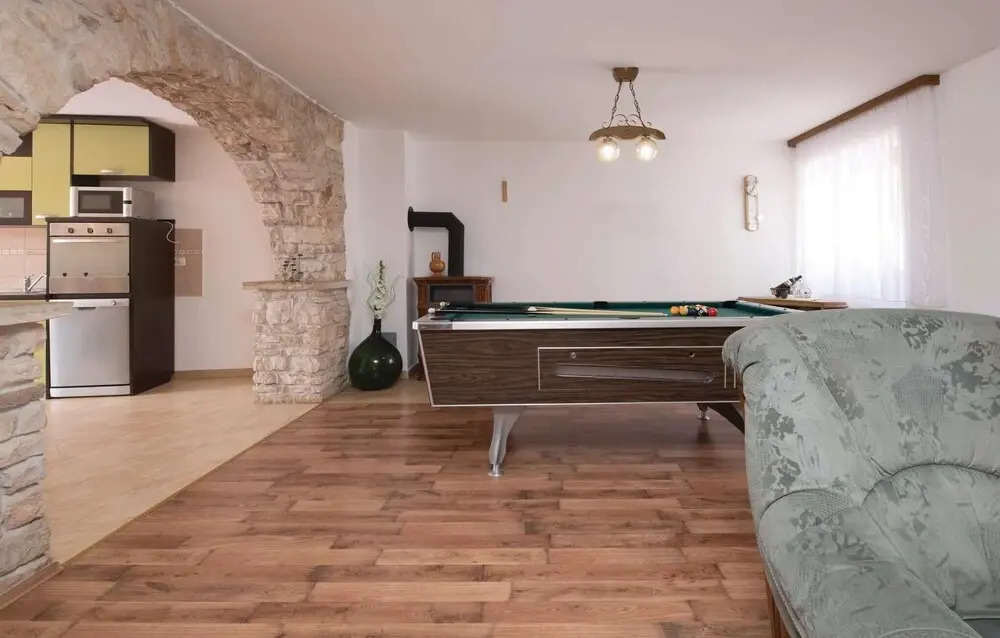 Beautiful Home in Vodnjan With Wifi and 3 Bedrooms