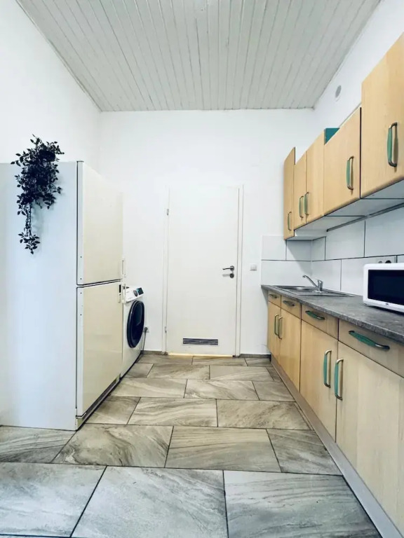 Beautiful Studio Apt Near Rathausplatz