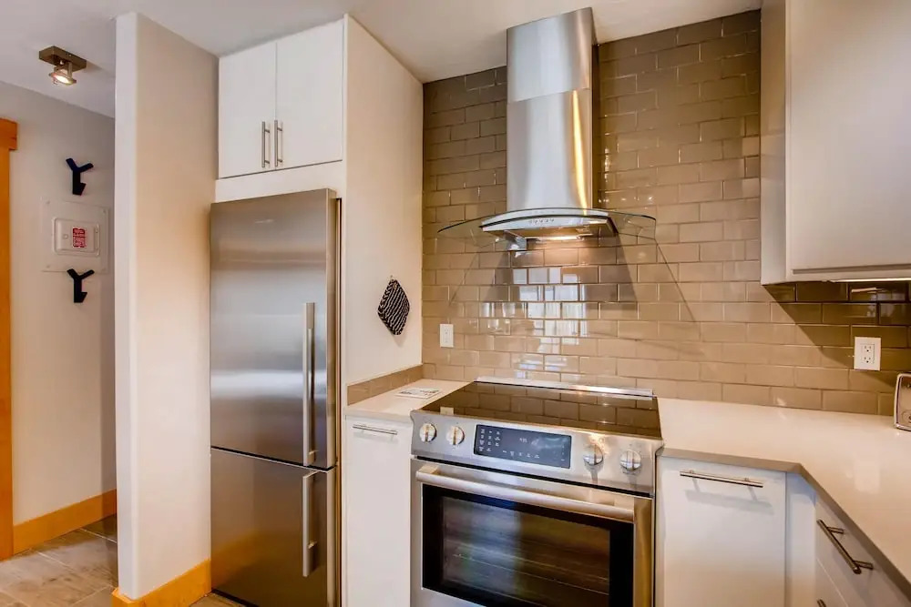 Westwind 302 2BD 2BA Plat. Condo