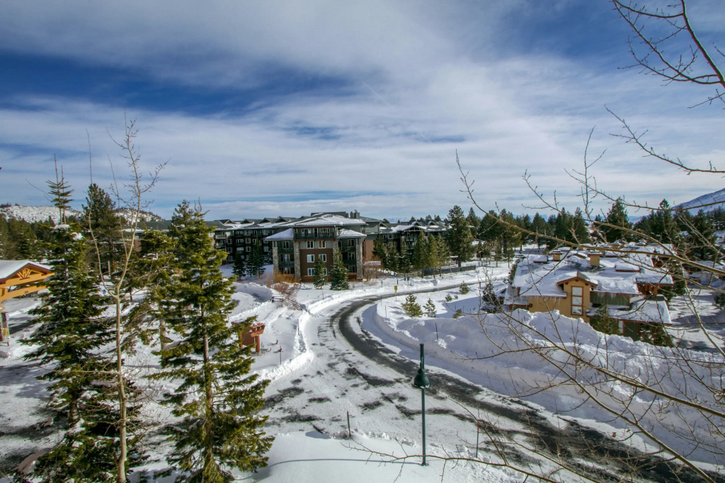 Sunstone #109 Condo