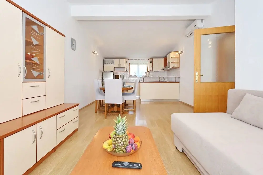 Apartments Goran
