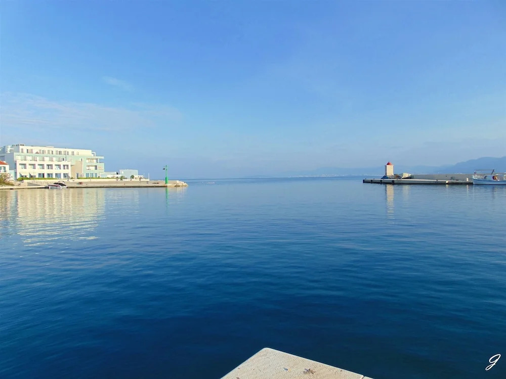 Apartments Mare