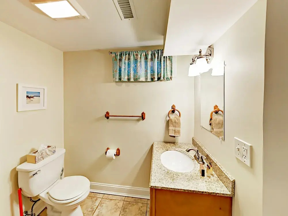 3br W/ Kayaks On Santuit Pond 3 Bedroom Home