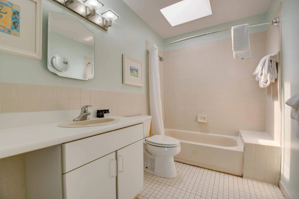 New Casa Caribe by Brightwild- Two-Story Condo Rooftop Pool