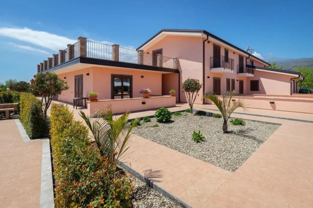 La Terra Dei Sogni Country Hotel