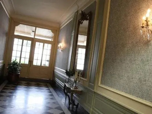 La Porte Cochère